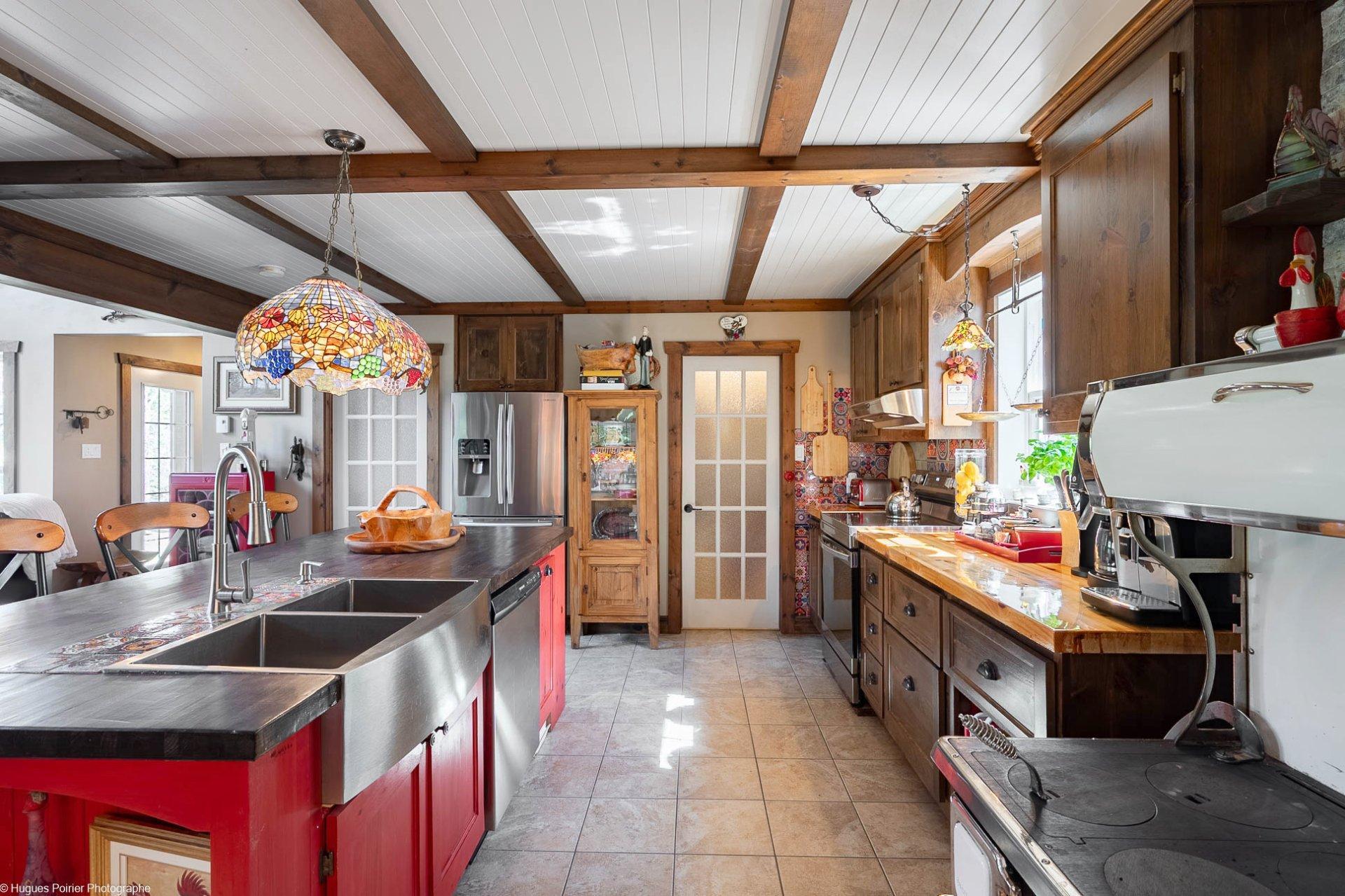 









6365


Ch. des Hauteurs

,
Sainte-Adèle,




QC
J8B1N4

