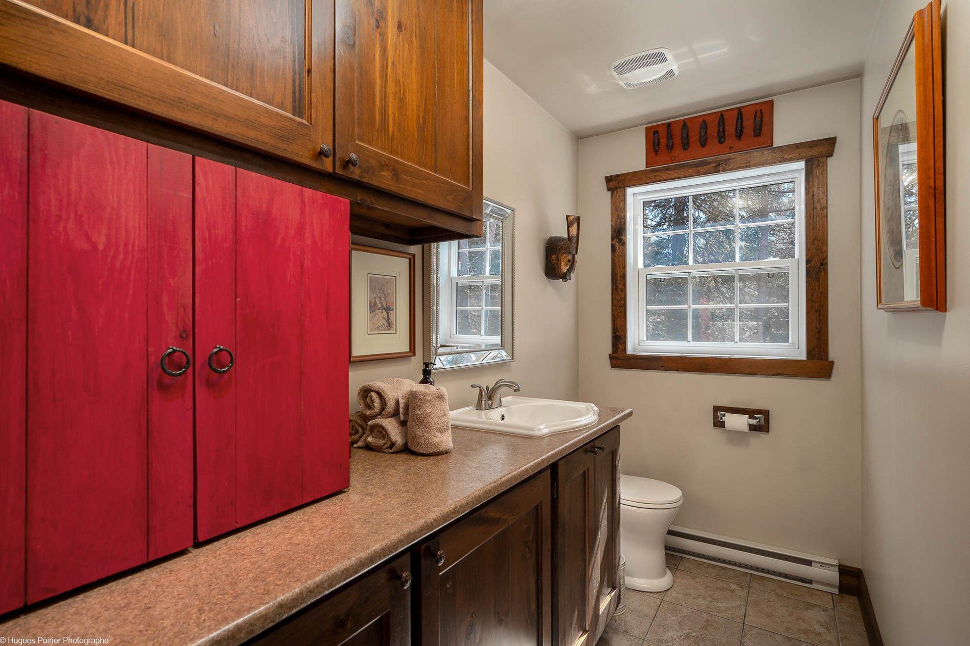 









6365


Ch. des Hauteurs

,
Sainte-Adèle,




QC
J8B1N4

