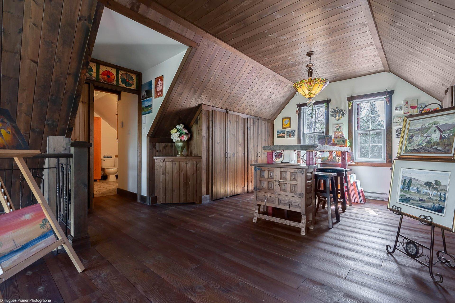 









6365


Ch. des Hauteurs

,
Sainte-Adèle,




QC
J8B1N4

