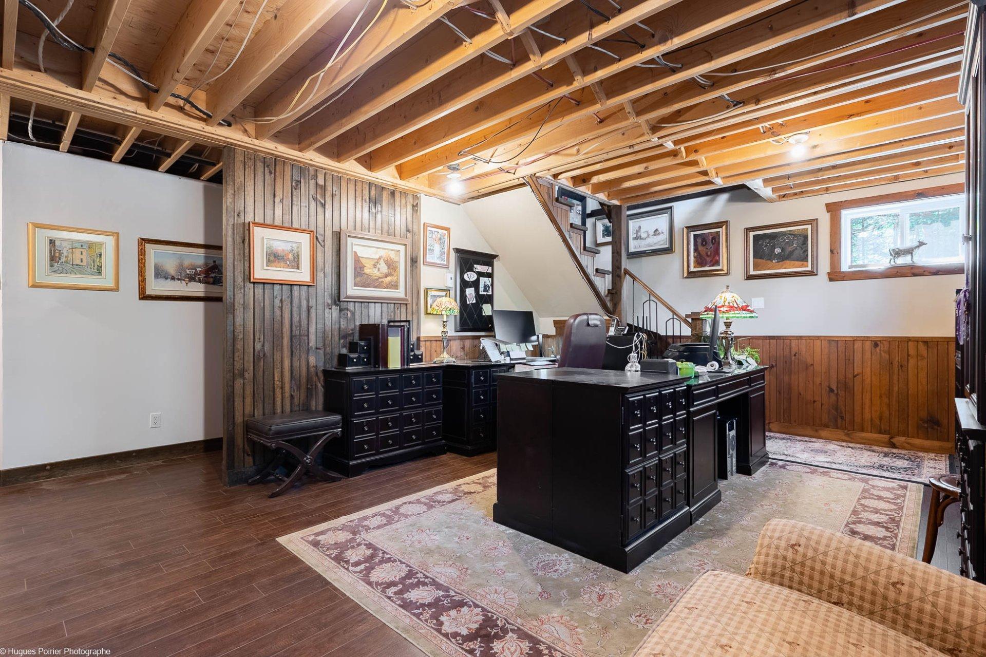 









6365


Ch. des Hauteurs

,
Sainte-Adèle,




QC
J8B1N4

