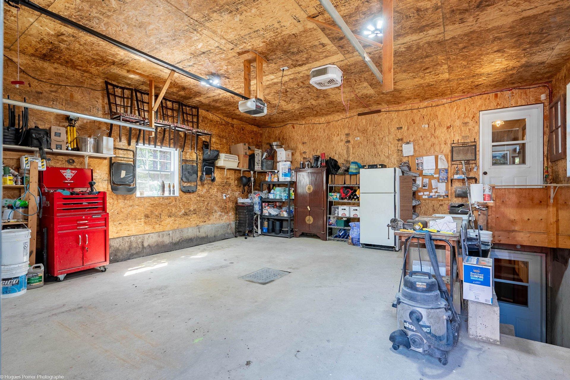 









6365


Ch. des Hauteurs

,
Sainte-Adèle,




QC
J8B1N4

