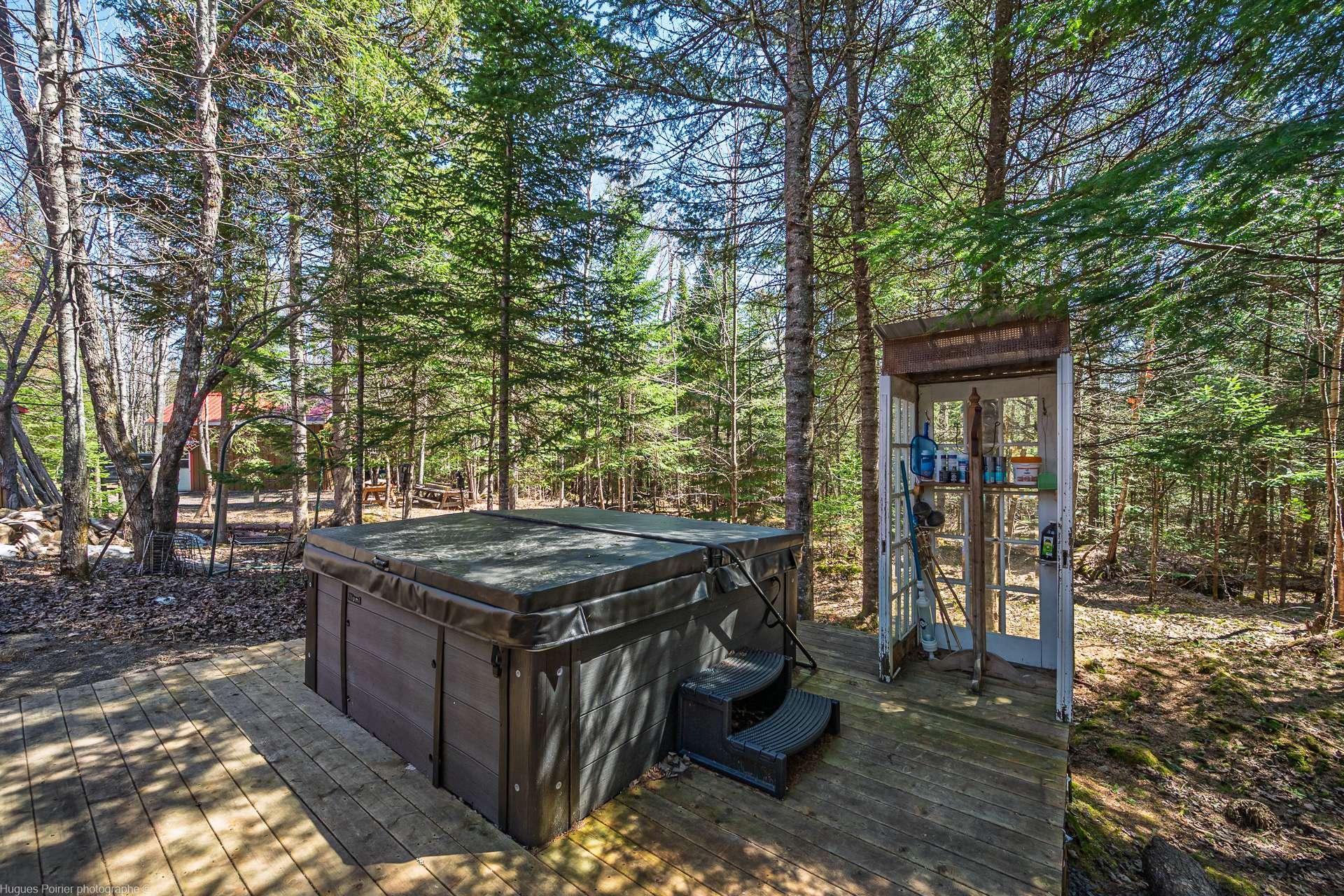 









6365


Ch. des Hauteurs

,
Sainte-Adèle,




QC
J8B1N4


