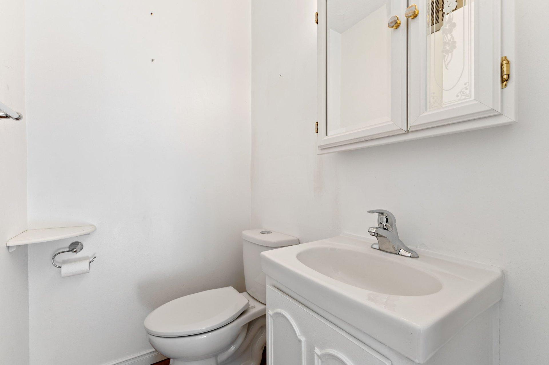 









44


Rue Montreuil

,
Gatineau (Gatineau),




QC
J8T5C8

