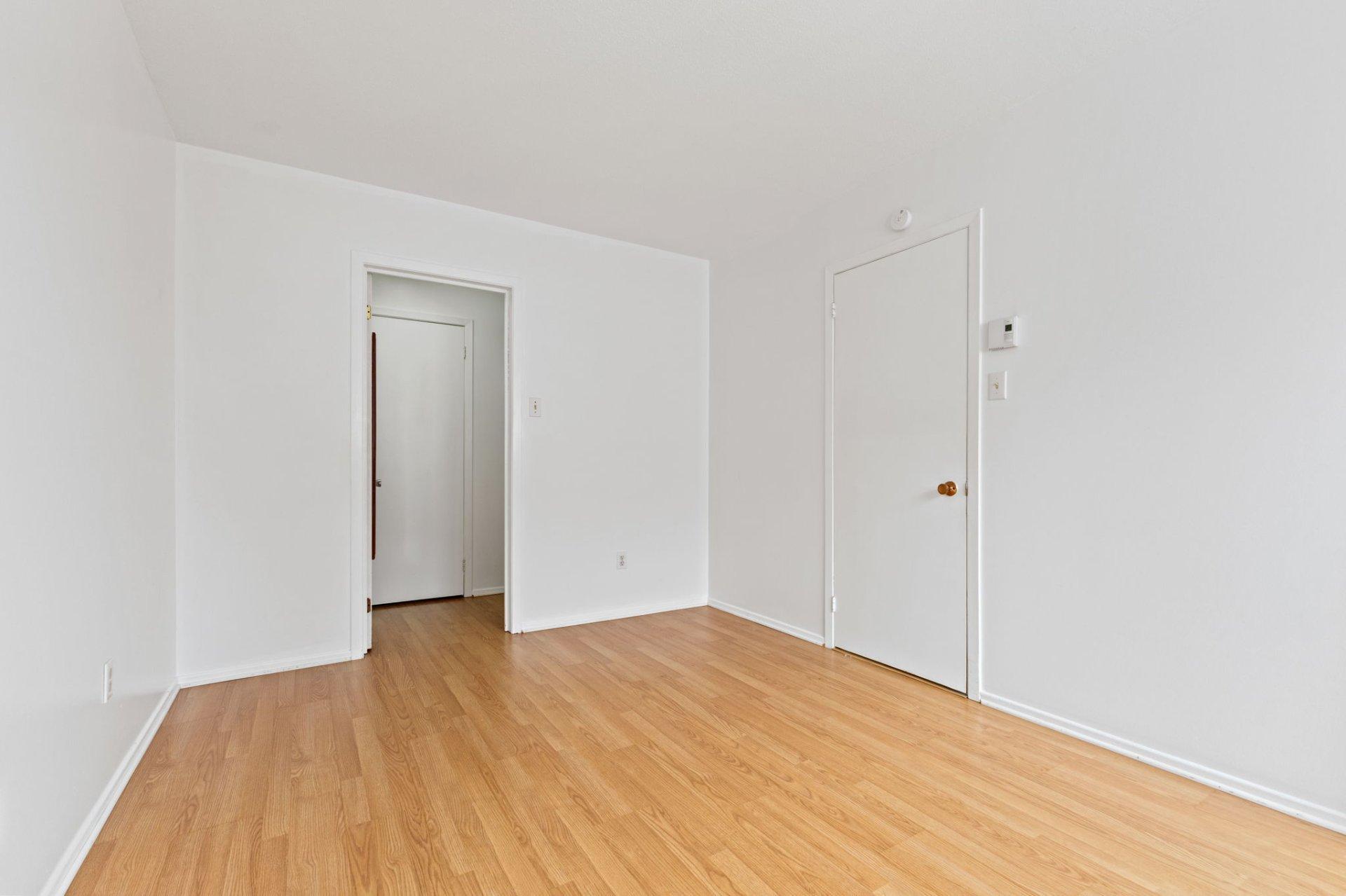 









44


Rue Montreuil

,
Gatineau (Gatineau),




QC
J8T5C8

