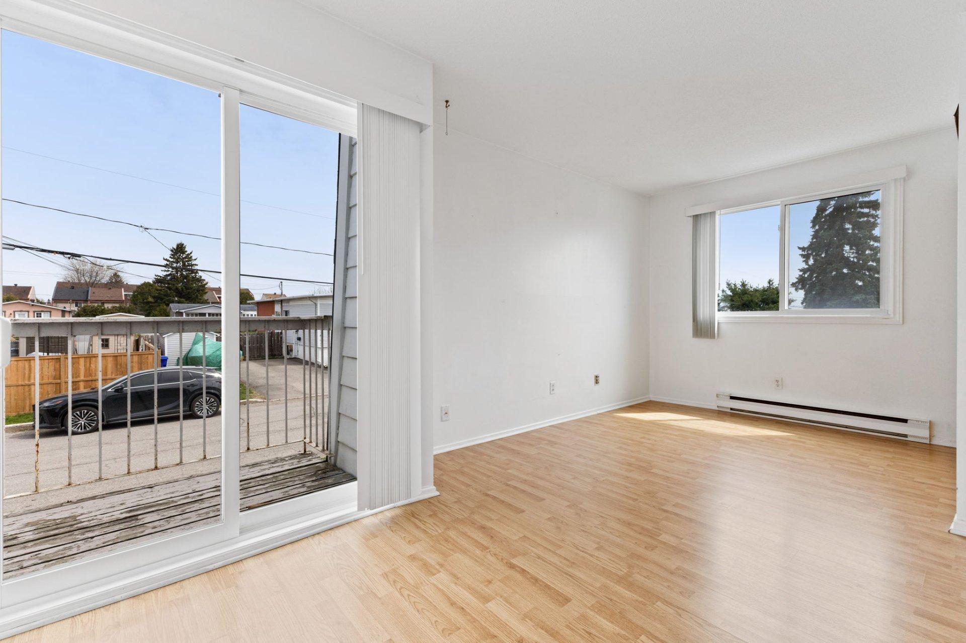 









44


Rue Montreuil

,
Gatineau (Gatineau),




QC
J8T5C8

