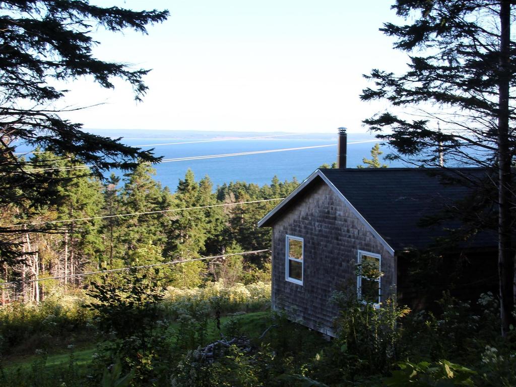 












6989 Highway 16

,
Halfway Cove,







NS
B0H 1N0

