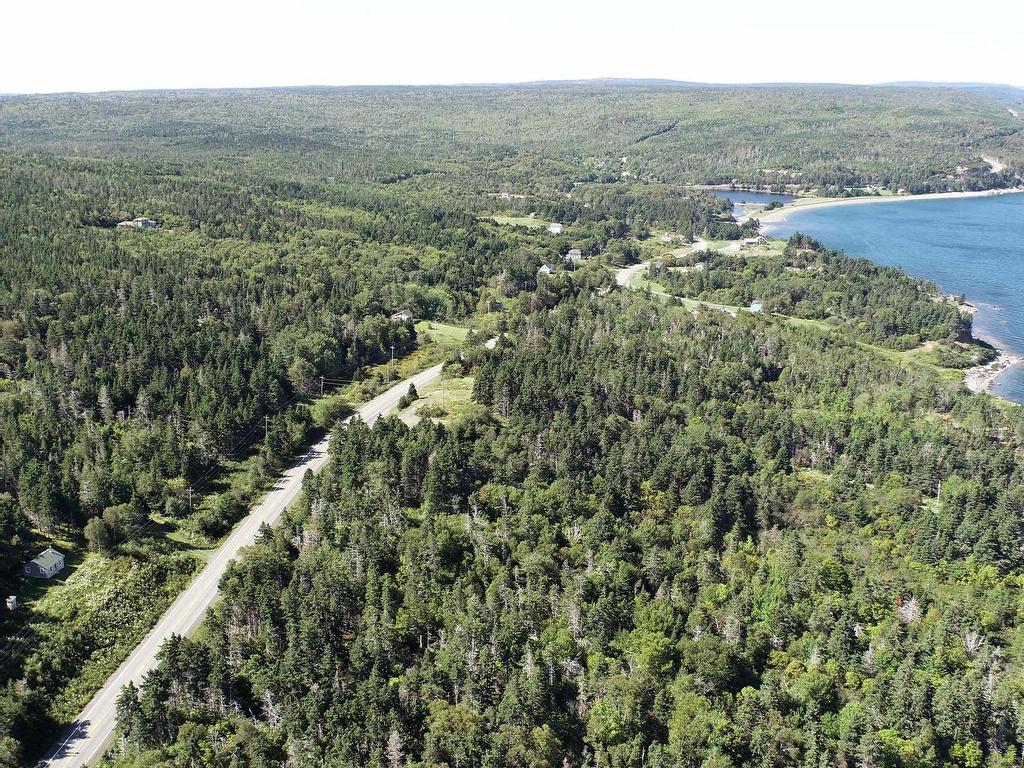 












6989 Highway 16

,
Halfway Cove,







NS
B0H 1N0

