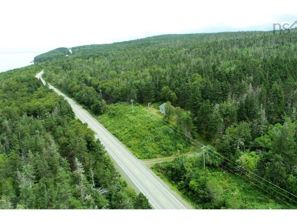 












6989 Highway 16

,
Halfway Cove,







NS
B0H 1N0

