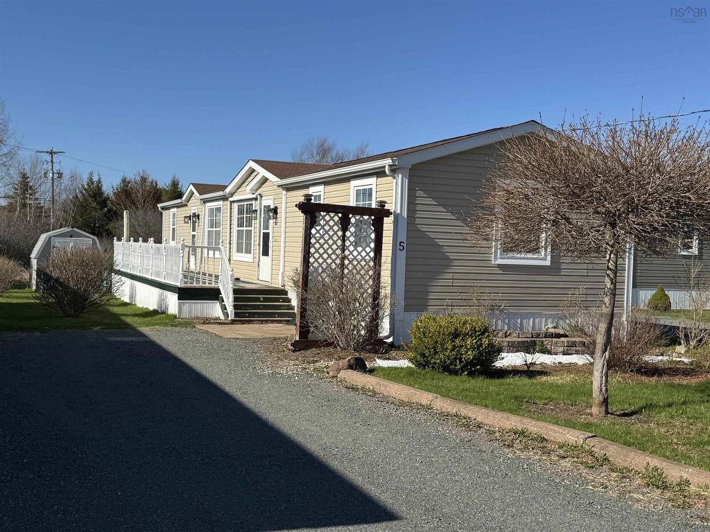 












5 Joseph Drive

,
Bible Hill,




NS
B2N 0G3

