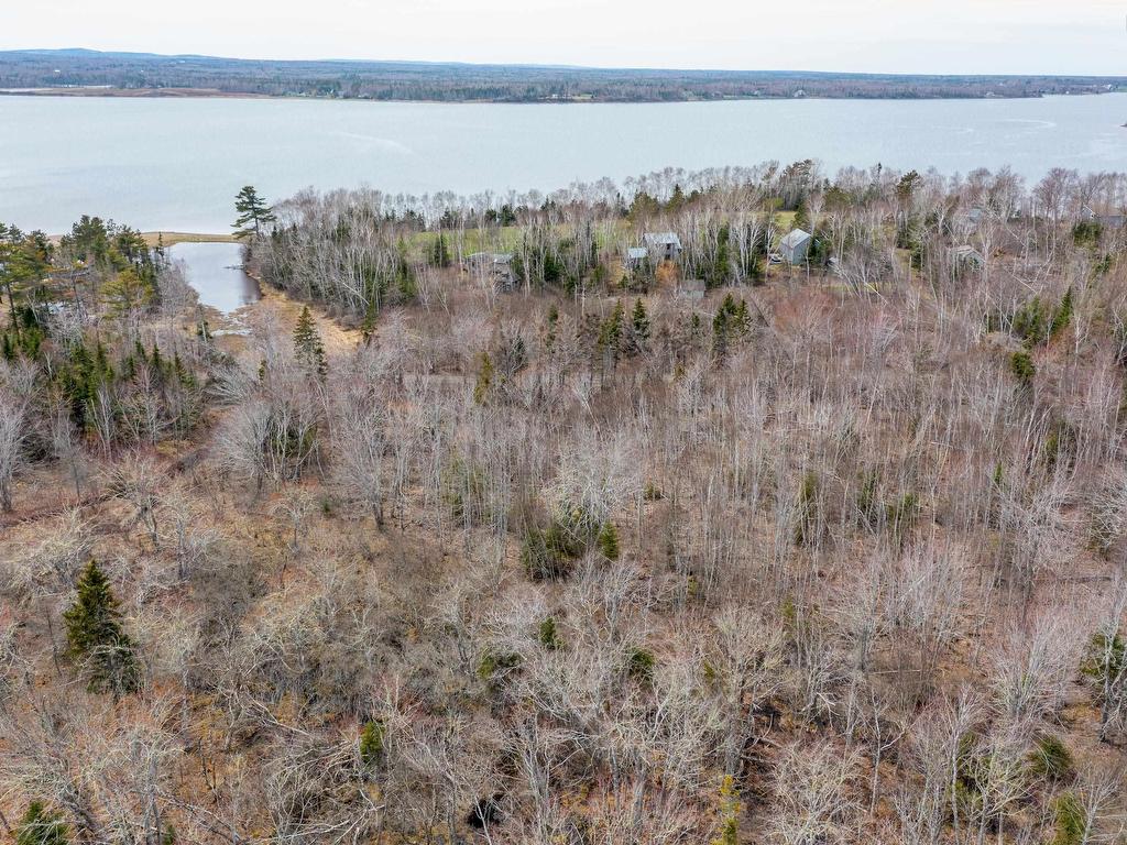 












Lot Kenneth Point Road

,
Caribou Island,







NS
B0K 1H0

