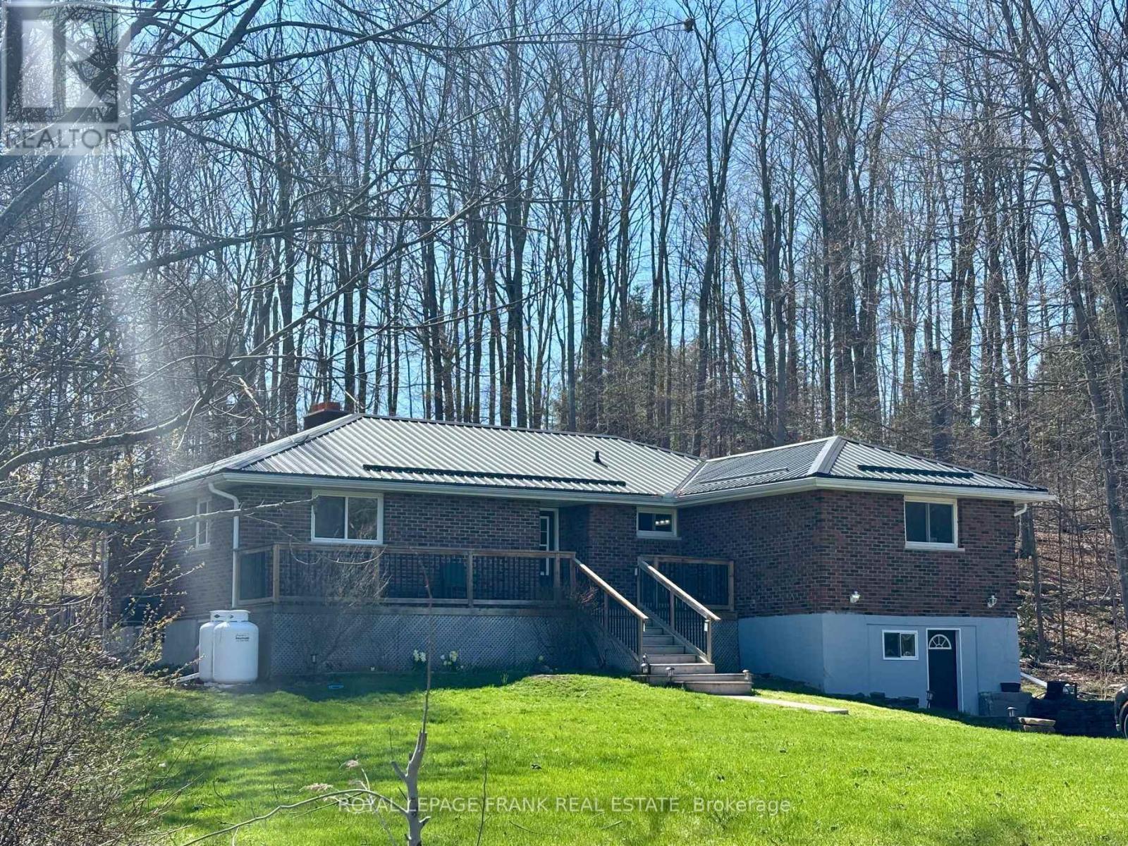 












878 PAYNE LINE ROAD

,
Douro-Dummer,




Ontario
K0L3A0

