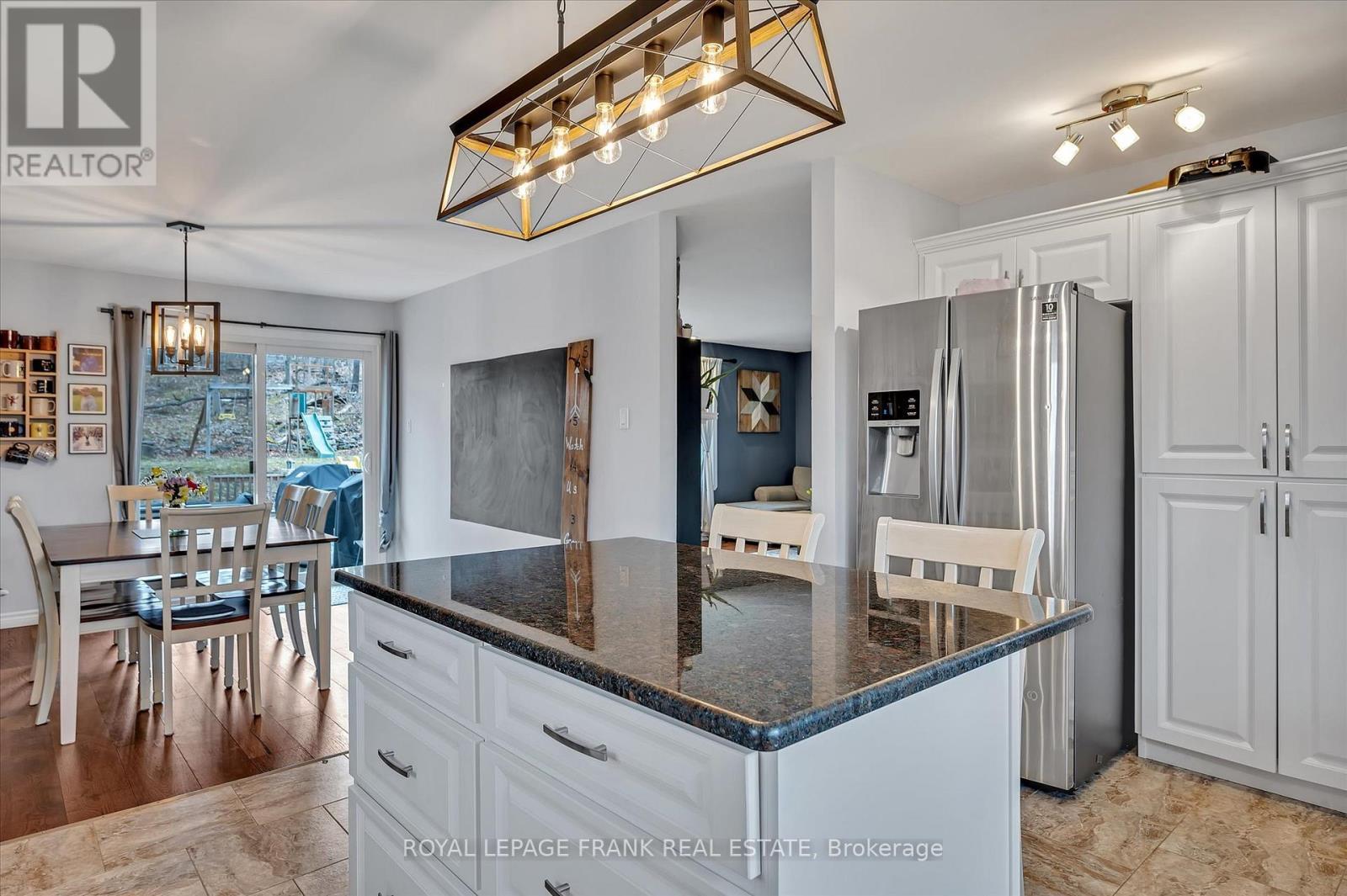 












878 PAYNE LINE ROAD

,
Douro-Dummer,




Ontario
K0L3A0

