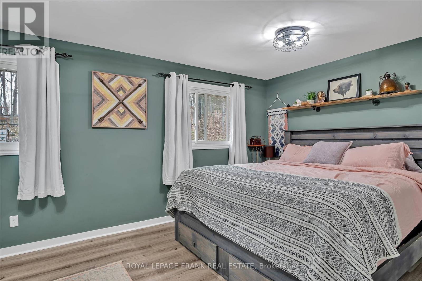 












878 PAYNE LINE ROAD

,
Douro-Dummer,




Ontario
K0L3A0

