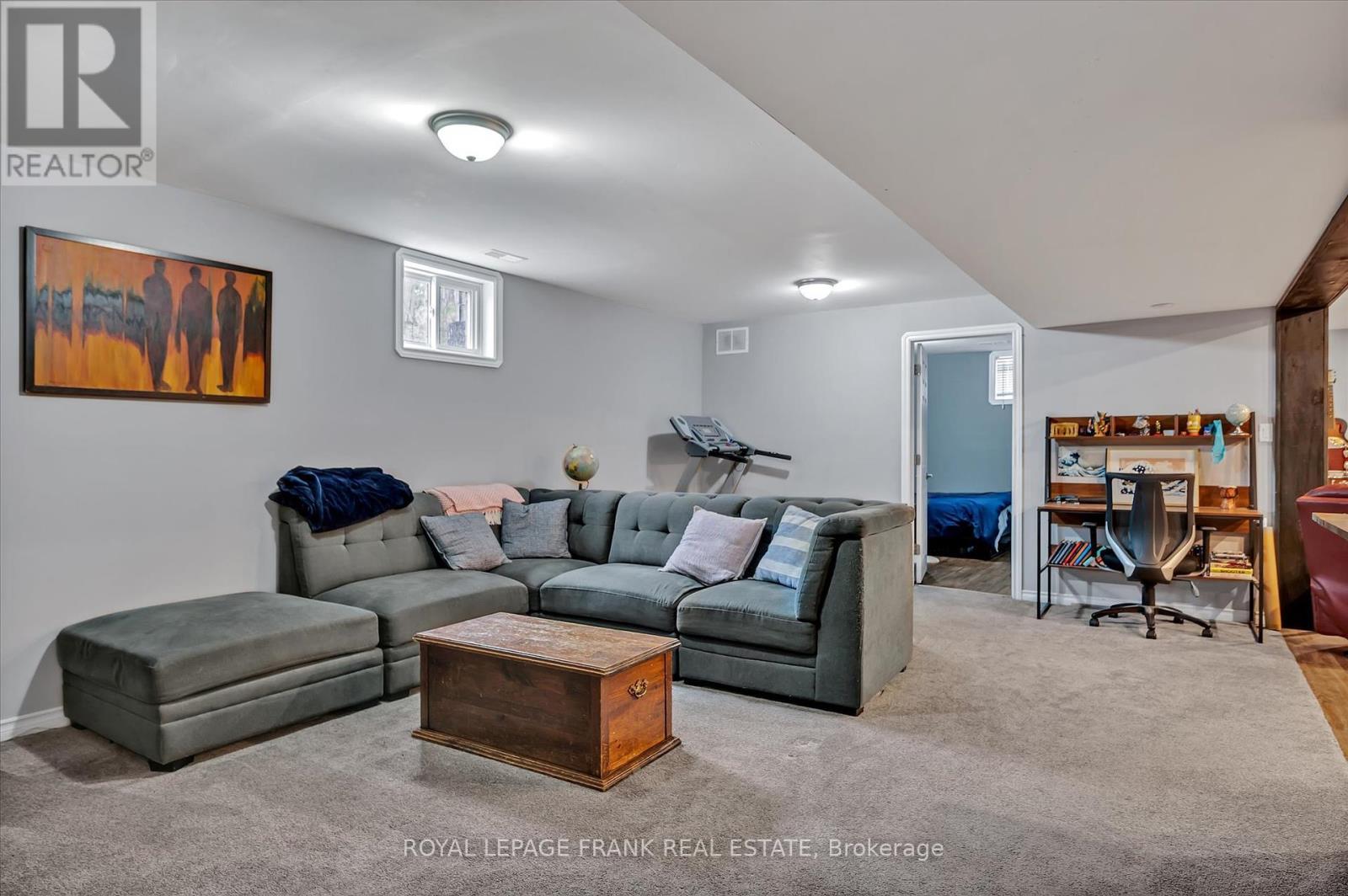 












878 PAYNE LINE ROAD

,
Douro-Dummer,




Ontario
K0L3A0

