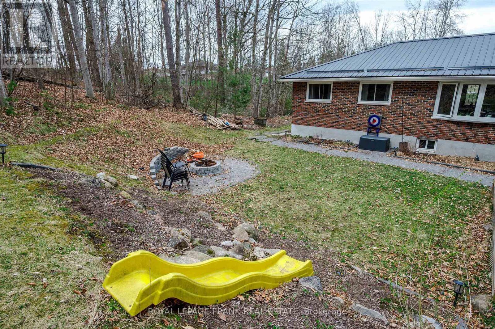 












878 PAYNE LINE ROAD

,
Douro-Dummer,




Ontario
K0L3A0

