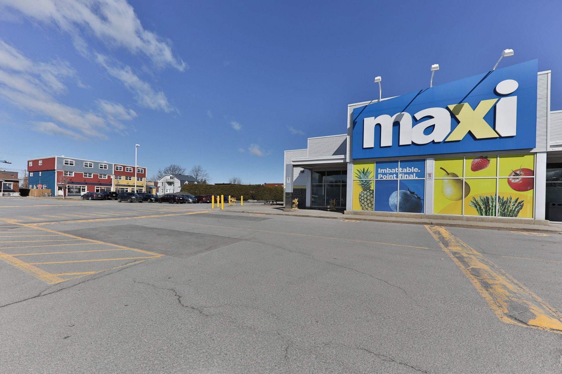 









255

 - 265


Rue Petrozza

,
Chambly,




QC
J3L3R7

