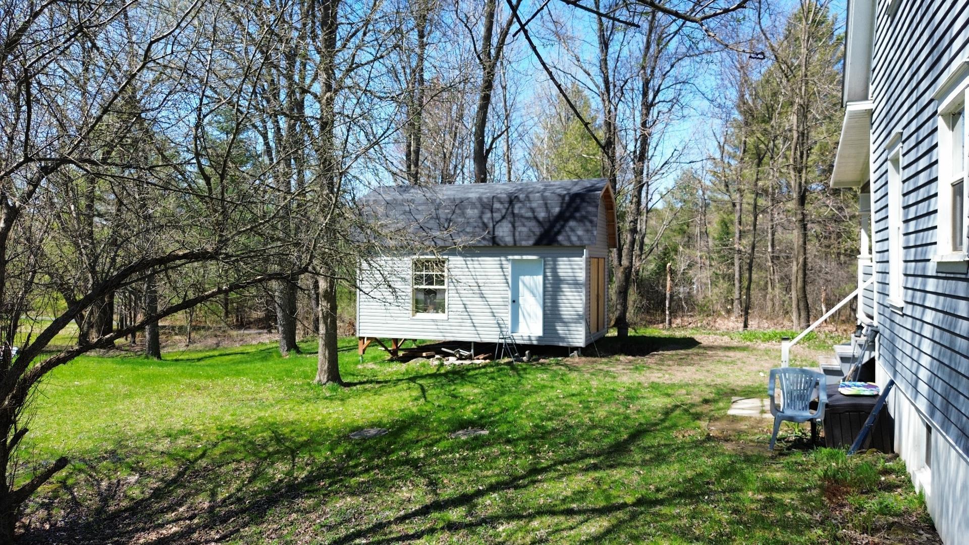 









16


Ch. de North Derby

,
Stanstead - Ville,




QC
J0B3E4

