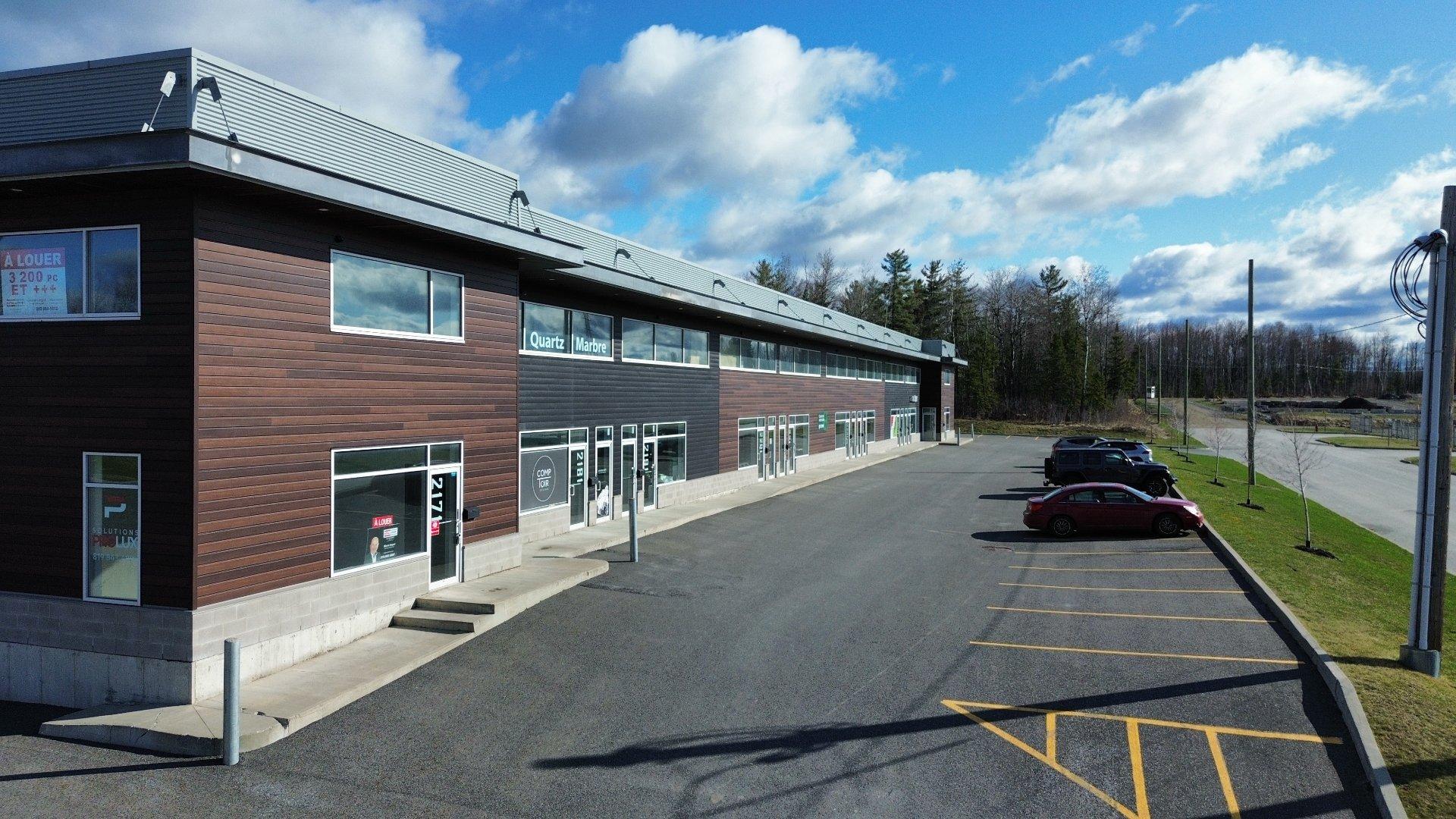 









2201

 - 2231


Rue Tanguay

,
Magog,




QC
J1X5Y5

