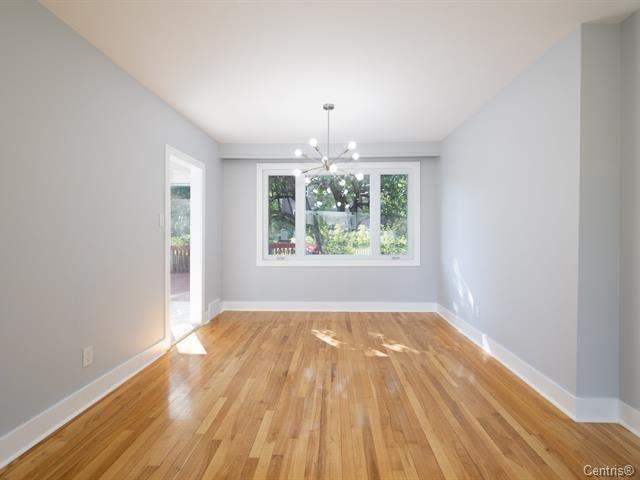 









2270


Rue Decelles

,
Saint-Laurent (Montréal),




QC
H4M1B8

