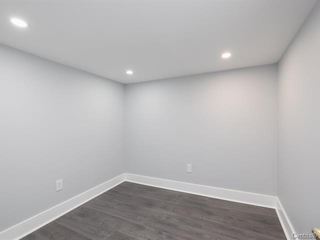 









2270


Rue Decelles

,
Saint-Laurent (Montréal),




QC
H4M1B8

