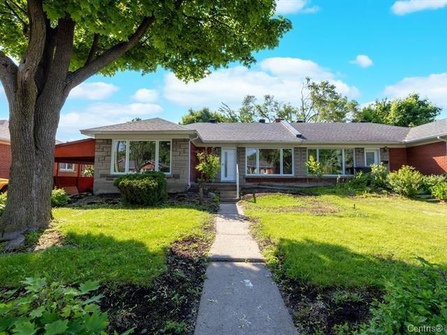 









2270


Rue Decelles

,
Saint-Laurent (Montréal),




QC
H4M1B8


