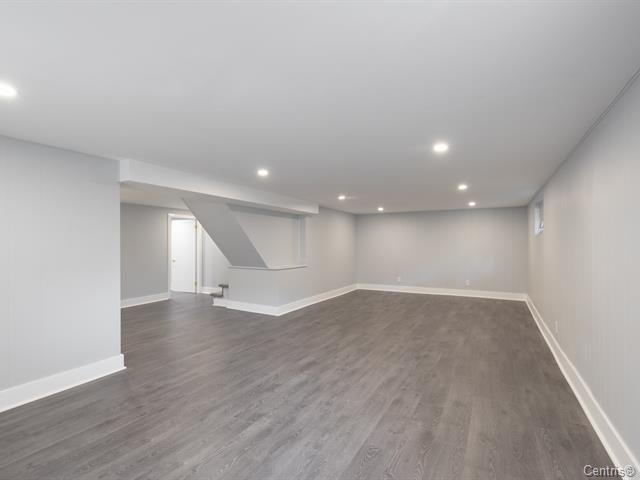 









2270


Rue Decelles

,
Saint-Laurent (Montréal),




QC
H4M1B8

