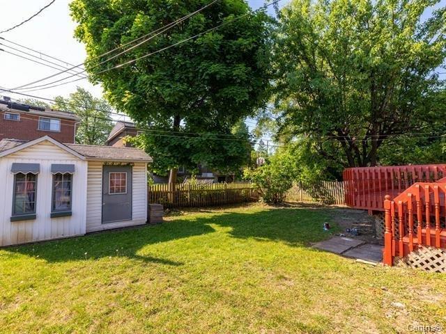 









2270


Rue Decelles

,
Saint-Laurent (Montréal),




QC
H4M1B8

