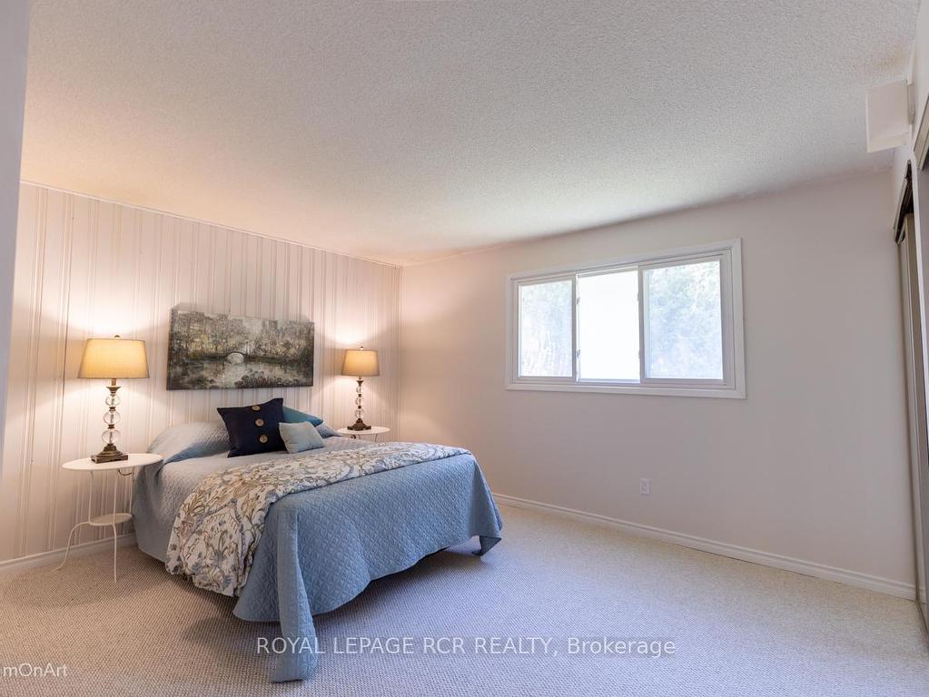 









120


Rutledge

Avenue,
Newmarket,




ON
L3Y 5T4

