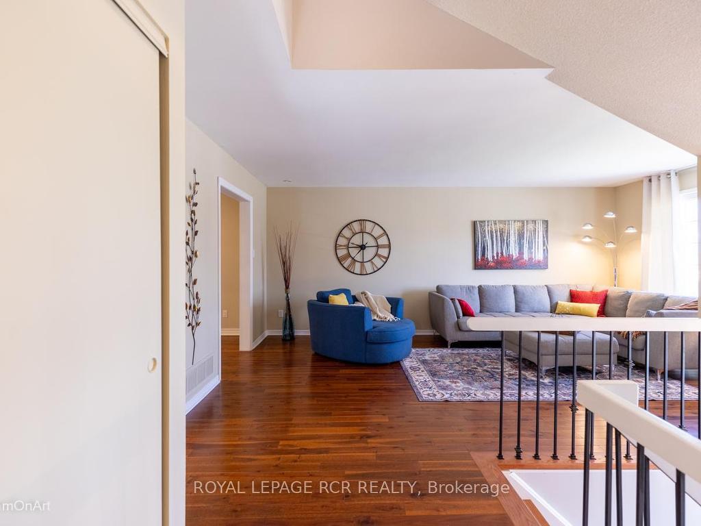 









120


Rutledge

Avenue,
Newmarket,




ON
L3Y 5T4

