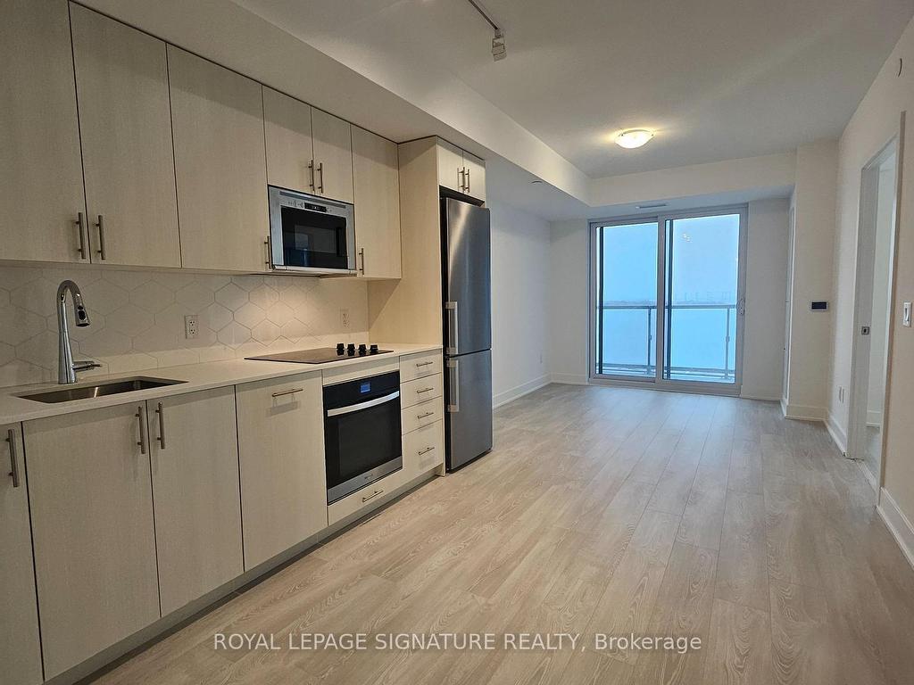 









2545


Simcoe

Street North, 811,
Oshawa,




ON
L1L 0W3

