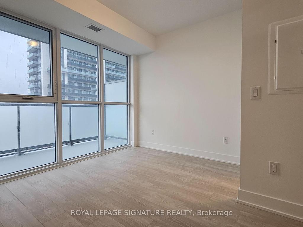 









2545


Simcoe

Street North, 811,
Oshawa,




ON
L1L 0W3

