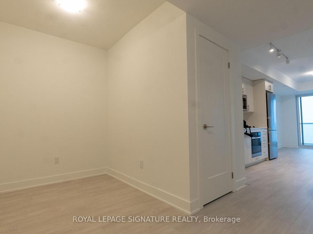 









2545


Simcoe

Street North, 811,
Oshawa,




ON
L1L 0W3


