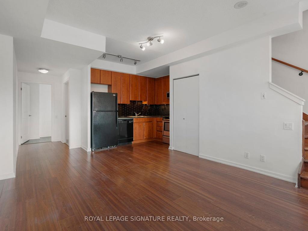 









30


Canterbury

Place, 507,
Toronto,




ON
M2N 0B9

