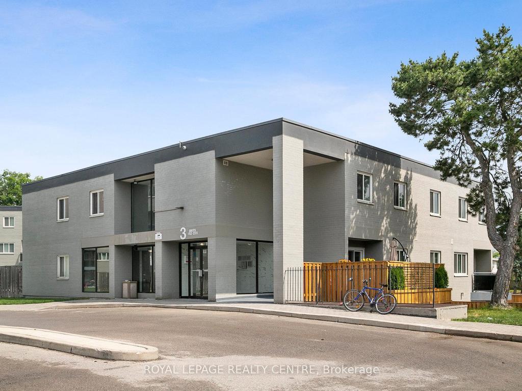 









2001


Bonnymede

Drive, 214,
Mississauga,




ON
L5J 4H8

