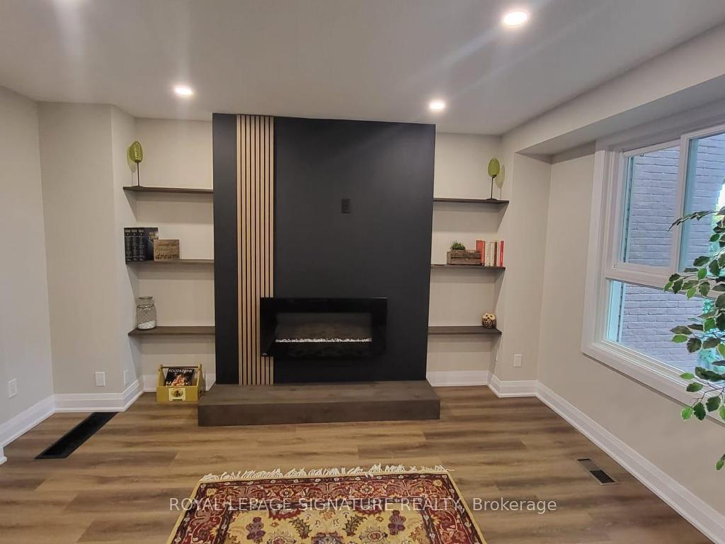 









830


Westlock

Road, 38A,
Mississauga,




ON
L5C 1K6

