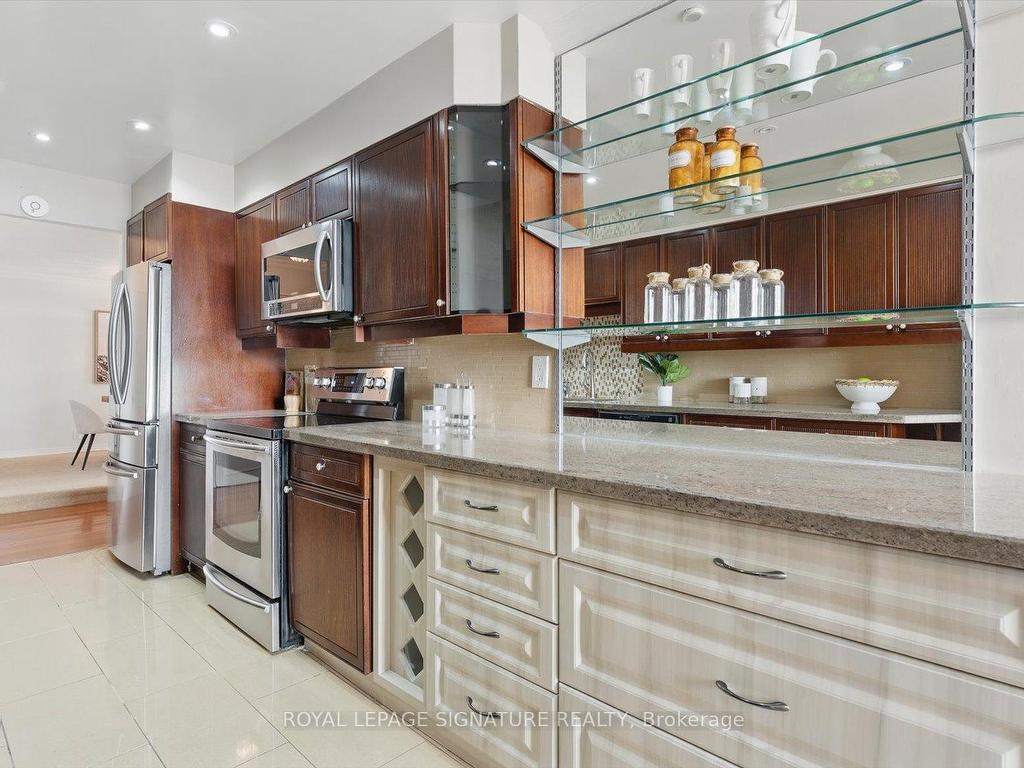 









65


Huntingdale

Boulevard, PH06,
Toronto,




ON
M1W 2P1

