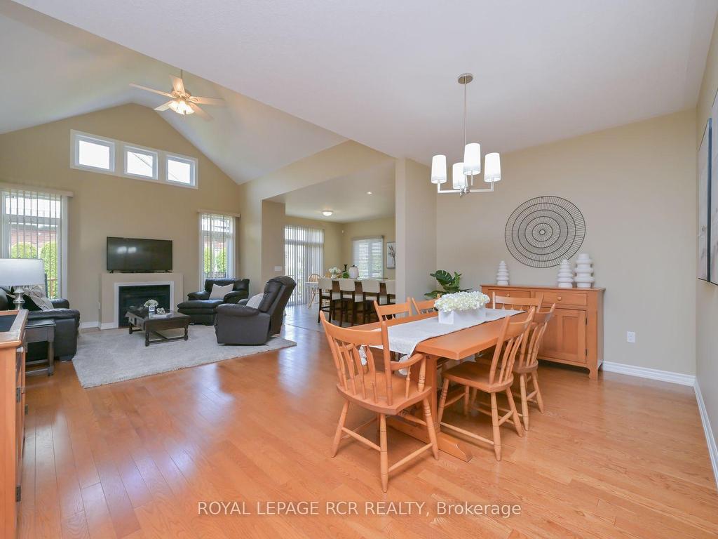 









200


Kingfisher

Drive, 155,
Mono,




ON
L9W 0B3

