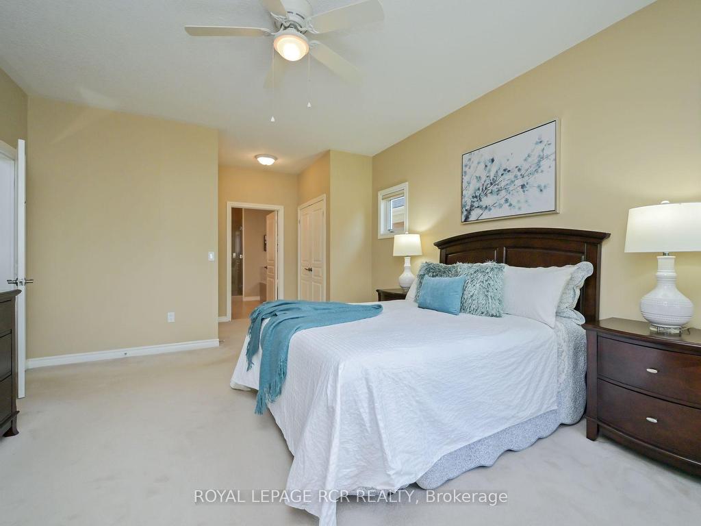 









200


Kingfisher

Drive, 155,
Mono,




ON
L9W 0B3

