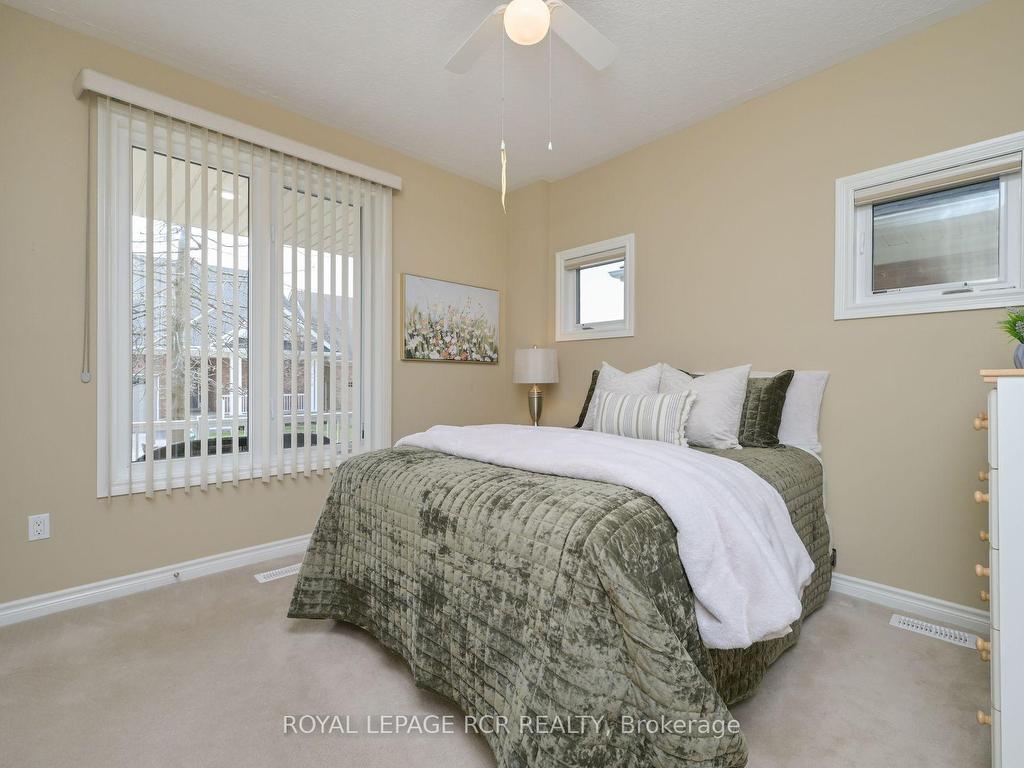 









200


Kingfisher

Drive, 155,
Mono,




ON
L9W 0B3

