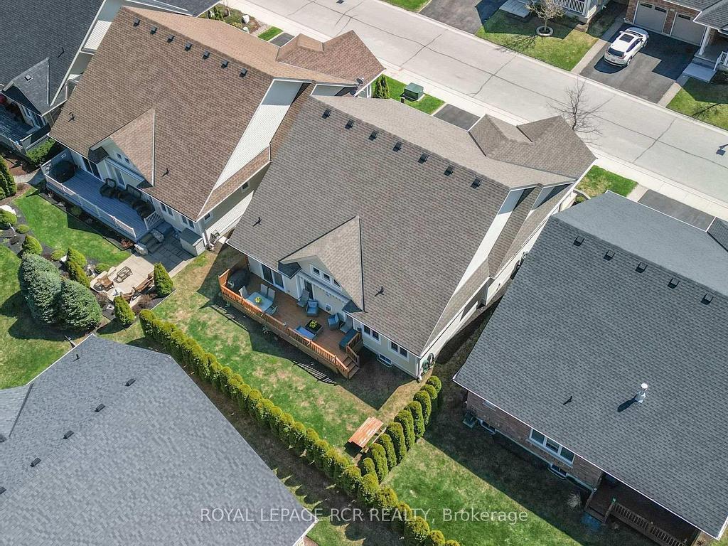 









200


Kingfisher

Drive, 155,
Mono,




ON
L9W 0B3

