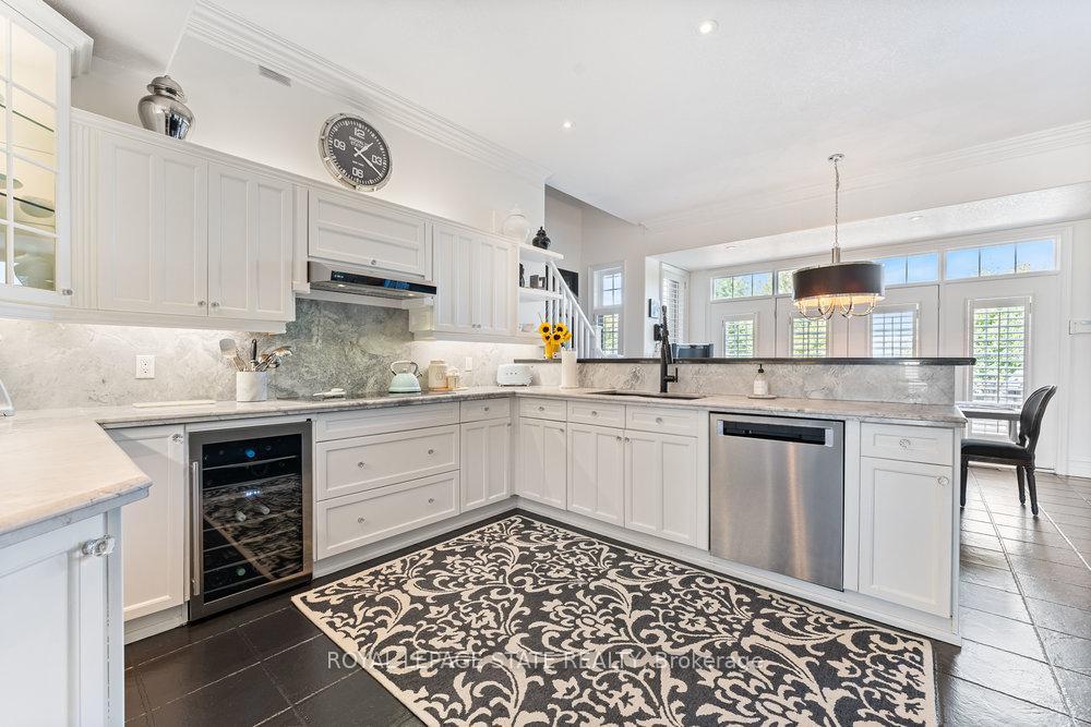 









1467


Book

Road West,
Hamilton,




ON
L0R 1R0

