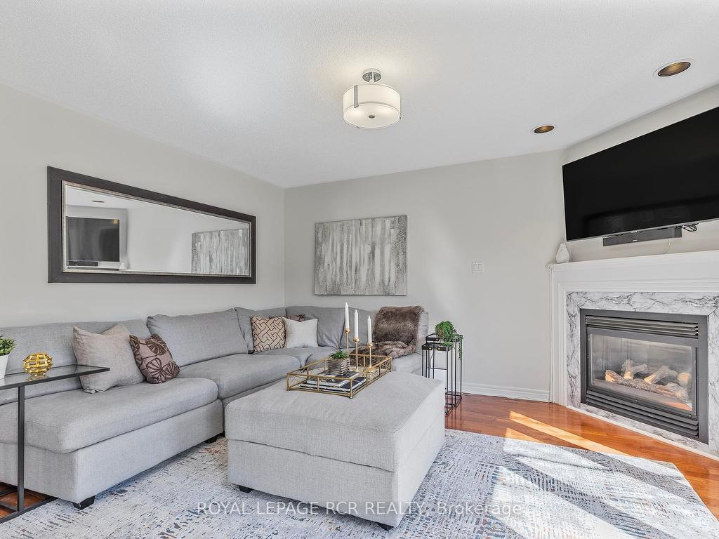 









39


Prince

Drive,
Bradford West Gwillimbury,




ON
L3Z 3B6

