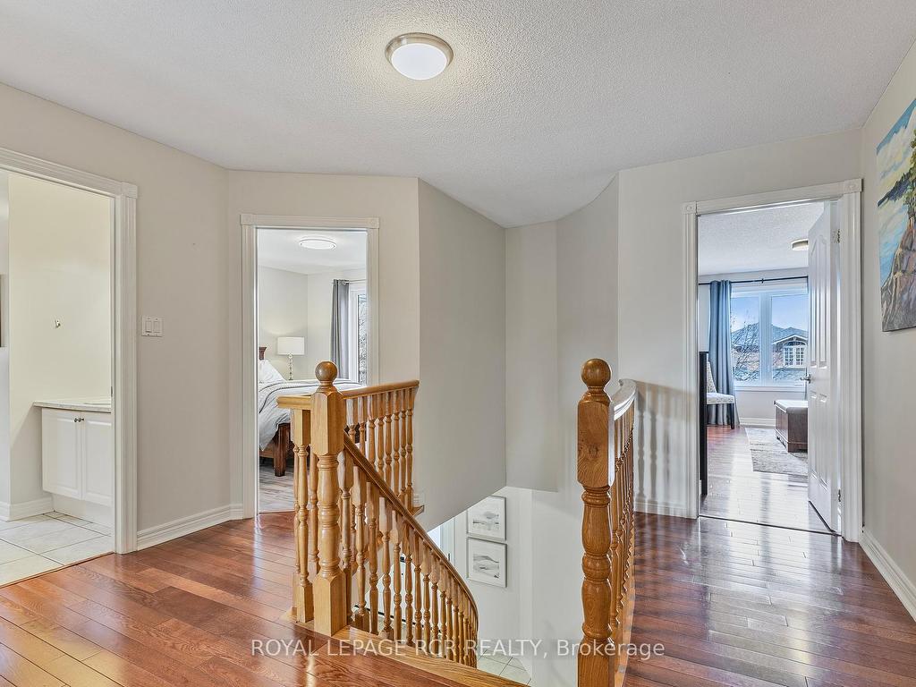 









39


Prince

Drive,
Bradford West Gwillimbury,




ON
L3Z 3B6

