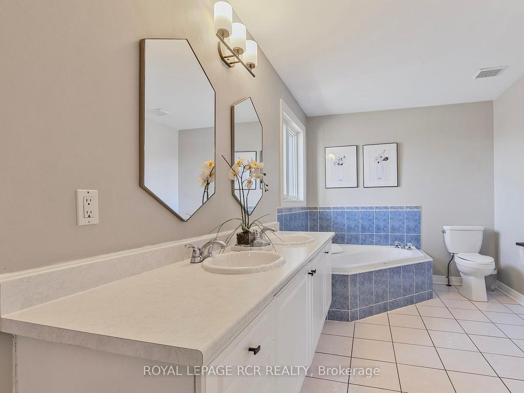 









39


Prince

Drive,
Bradford West Gwillimbury,




ON
L3Z 3B6

