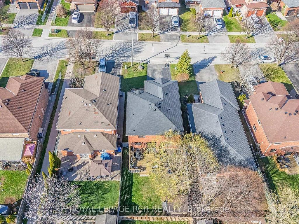 









39


Prince

Drive,
Bradford West Gwillimbury,




ON
L3Z 3B6

