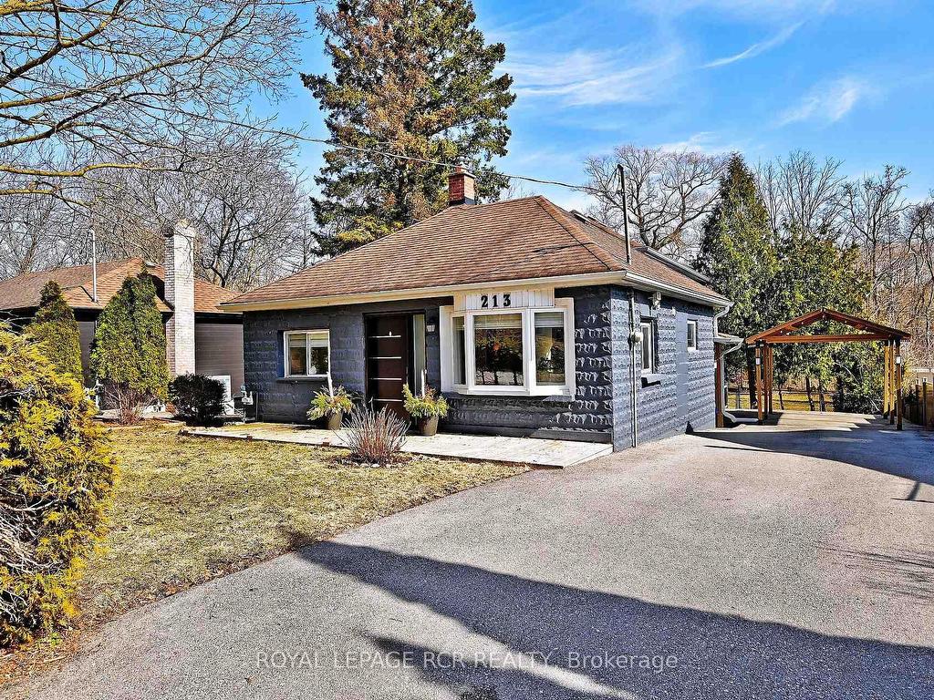 









213


Old Main

Street North,
Newmarket,




ON
L3Y 9B1

