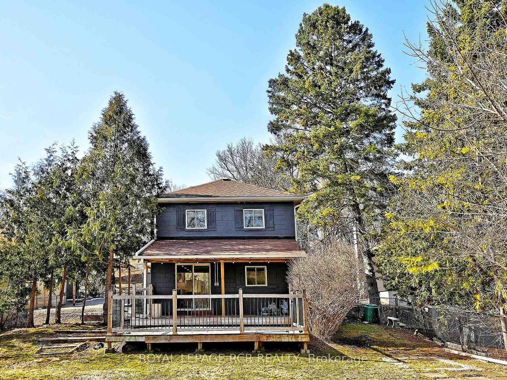 









213


Old Main

Street North,
Newmarket,




ON
L3Y 9B1

