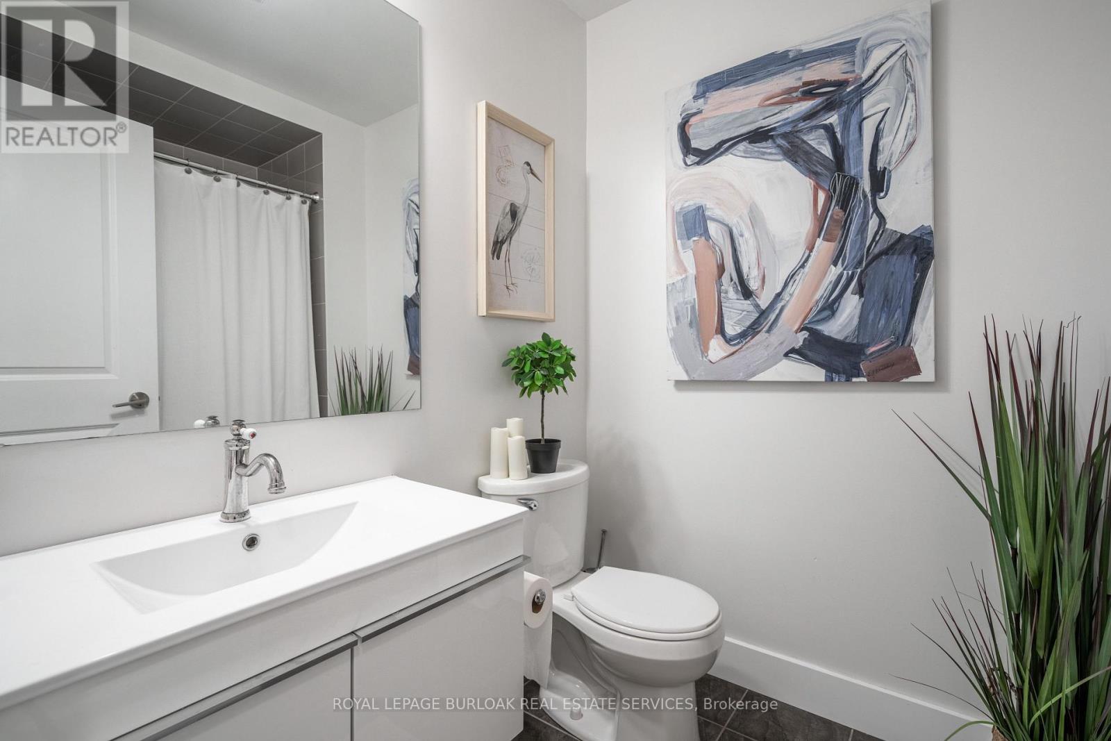 












303 - 263 GEORGIAN DRIVE

,
Oakville,




Ontario
L6H0L2

