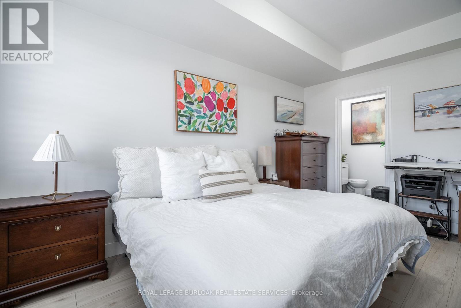 












303 - 263 GEORGIAN DRIVE

,
Oakville,




Ontario
L6H0L2

