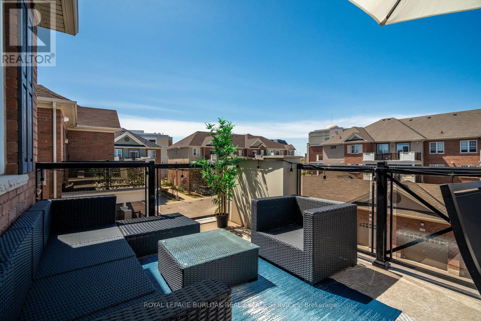 












303 - 263 GEORGIAN DRIVE

,
Oakville,




Ontario
L6H0L2

